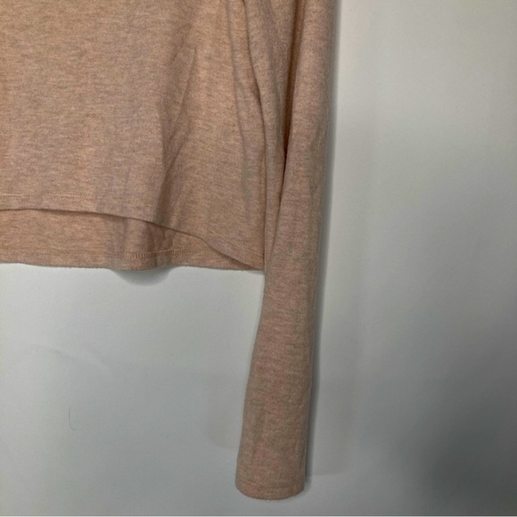 White House Black Market Women's Cream Knit Cowl Neck Cropped Sweater Size Small - Picture 3 of 8